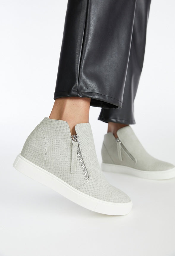 Kayden Wedge Sneaker Vapor Blue