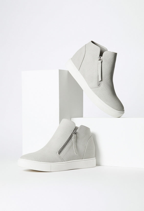 Kayden Wedge Sneaker Vapor Blue