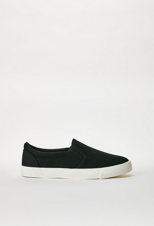 Lexy Slip-On Sneaker Black