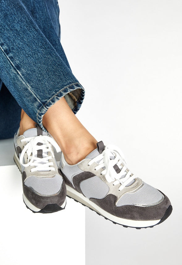 Gwen Athletic Sneaker Magnet/Vapor Blue/Silver Metallic