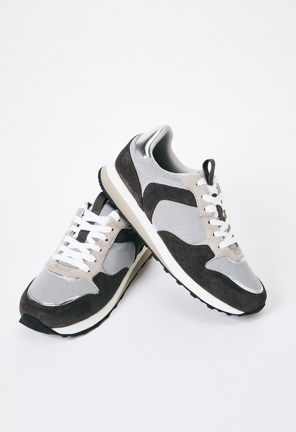 Gwen Athletic Sneaker Magnet/Vapor Blue/Silver Metallic