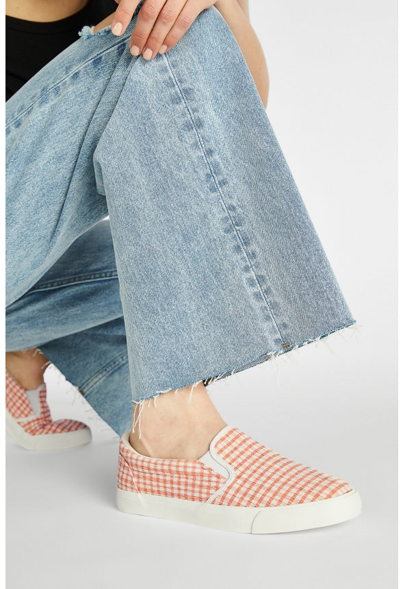 Lexy Slip-On Sneaker Peach Bud