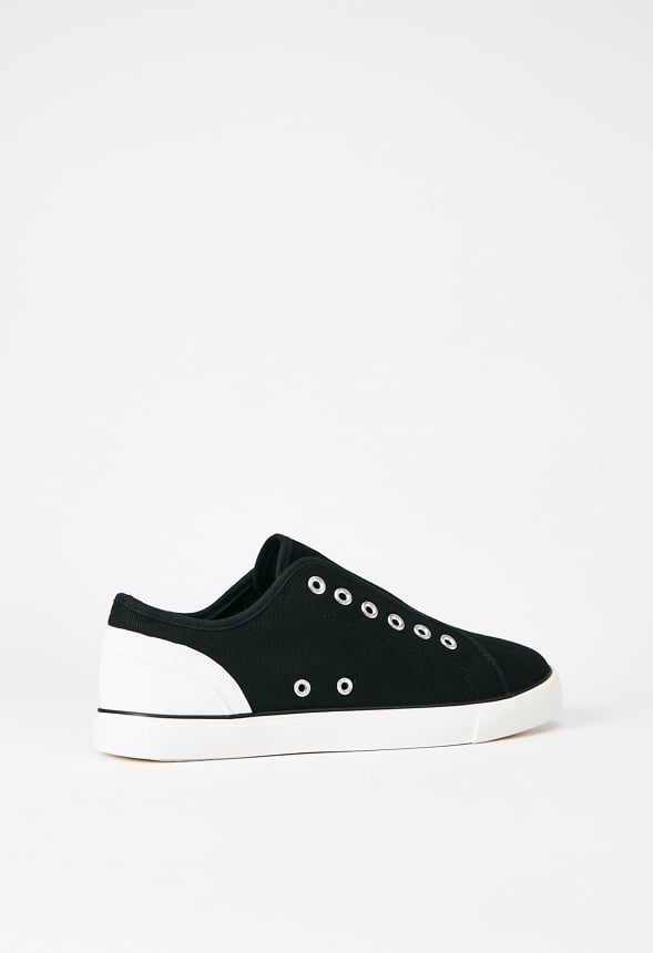 Chill Out Slip-On Sneaker Black Recycled Canvas