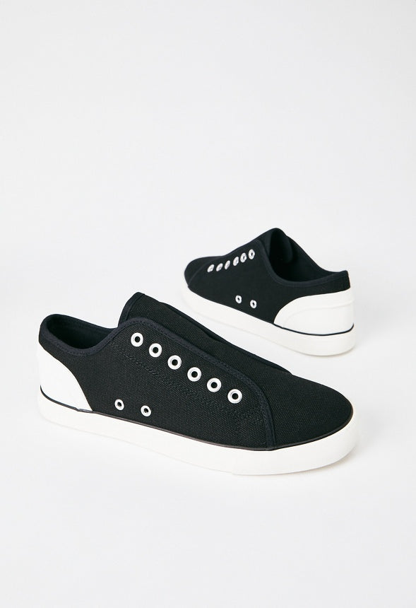 Chill Out Slip-On Sneaker Black Recycled Canvas