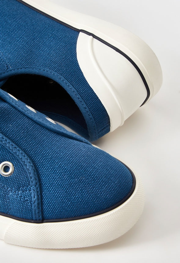 Chill Out Slip-On Sneaker Blue Ashes