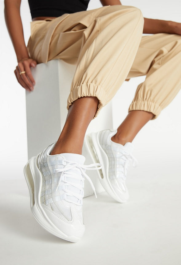 PHOENIX LOW-TOP SNEAKER White