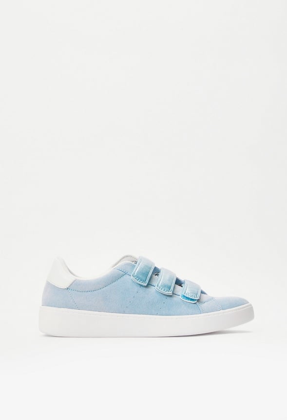 Sutton Court Sneaker Light Blue