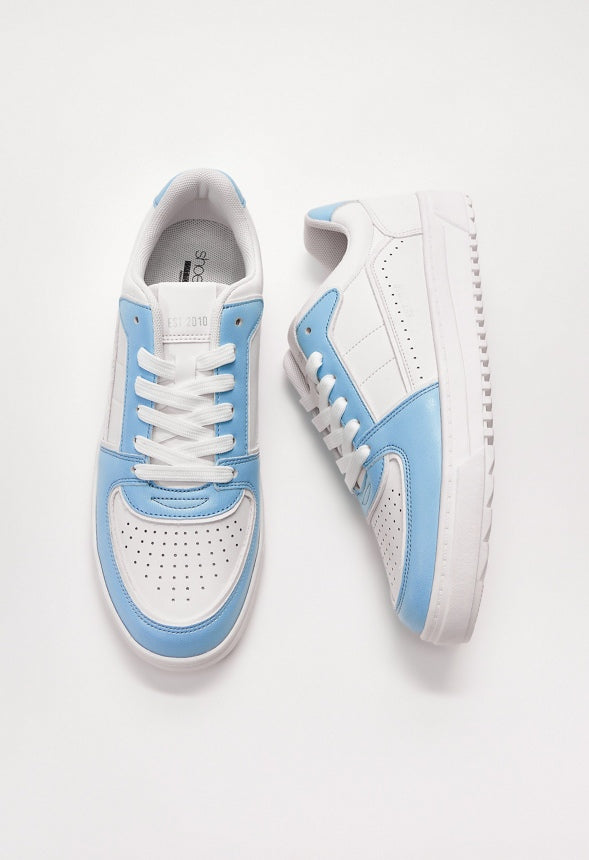 Skyler Court Sneaker White/ Light Blue