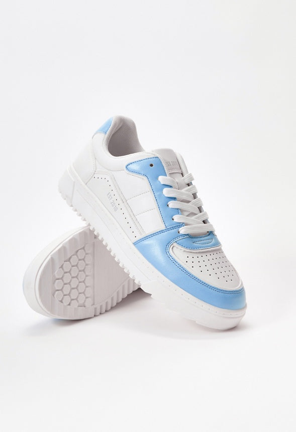 Skyler Court Sneaker White/ Light Blue