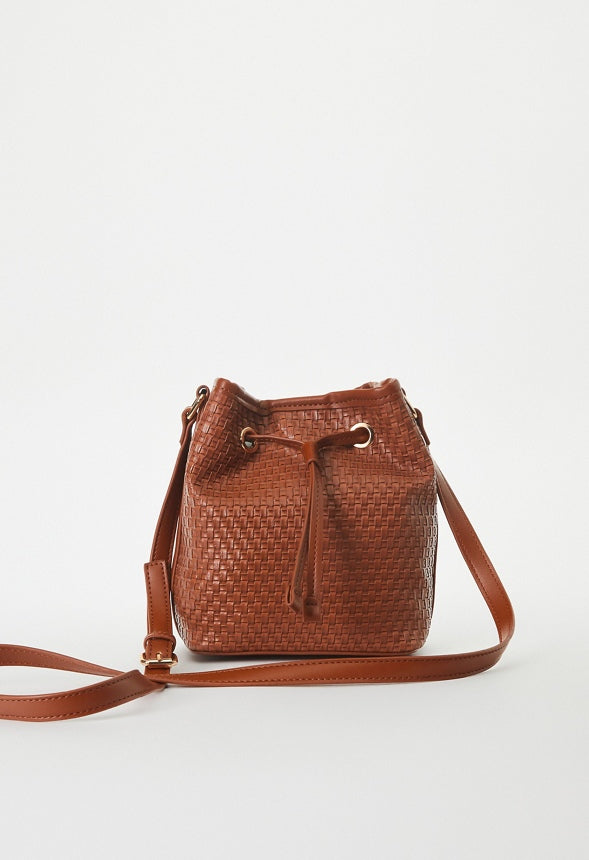 WOVEN BUCKET BAG French Oak