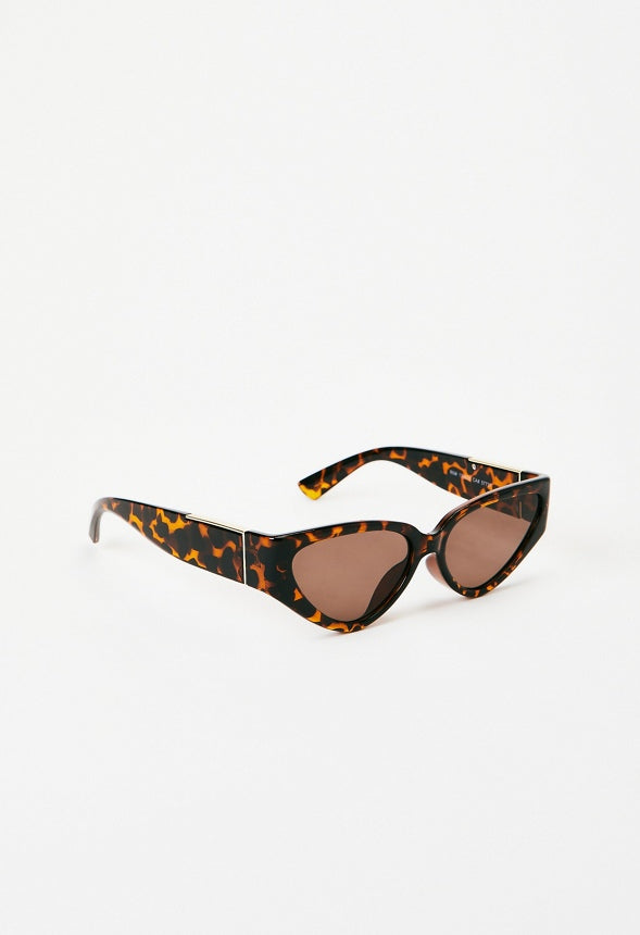 Curved Cat-Eye Sunglasses Tortoise