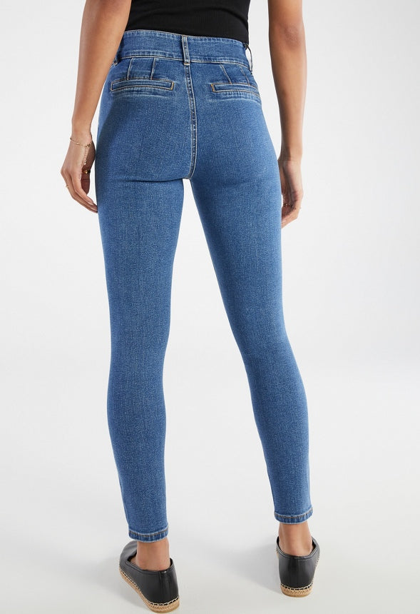 Brynn Booty Lifter Skinny Jeans Collective