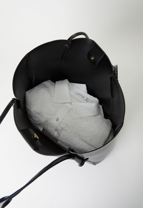 Minimal Knot Tote Black