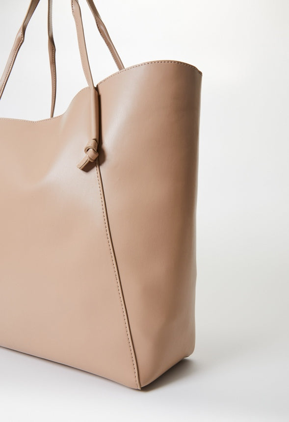 Minimal Knot Tote Warm Taupe