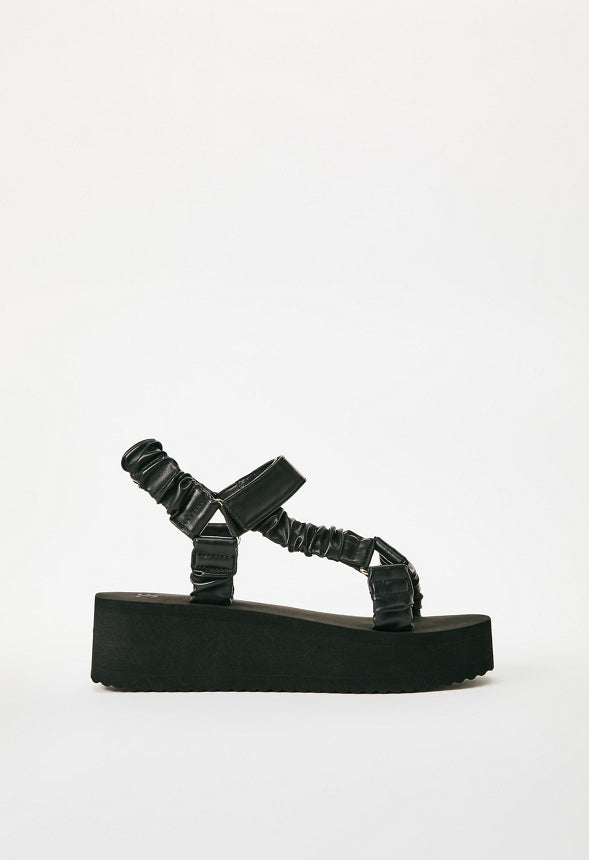 TANEISA RUCHED STRAP WEDGE Black
