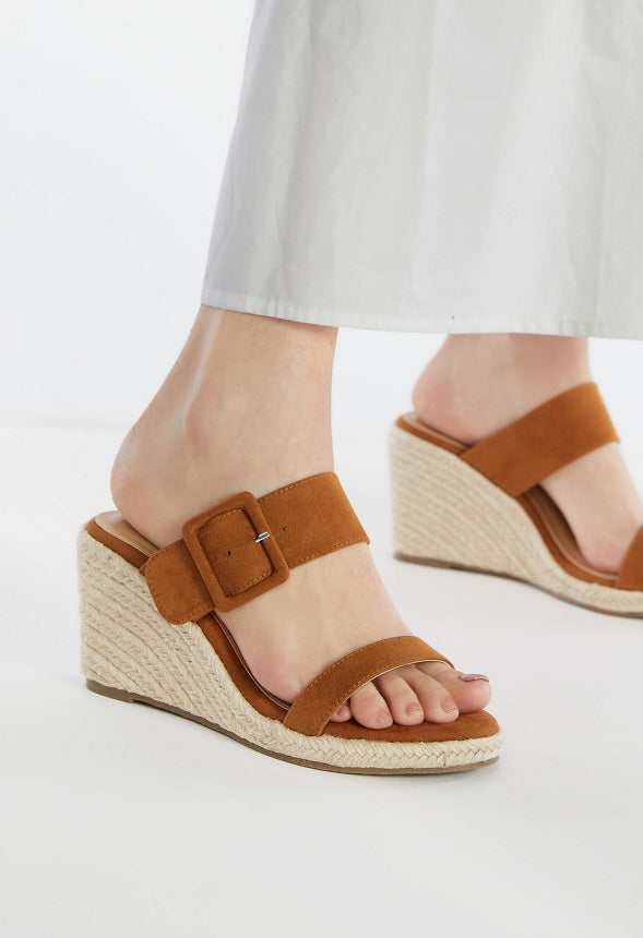 Itzel Wedge Sandal Camel