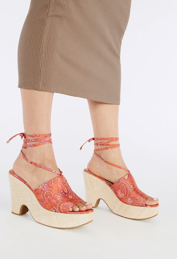 Akari Platform Sandal Paisley Floral Print