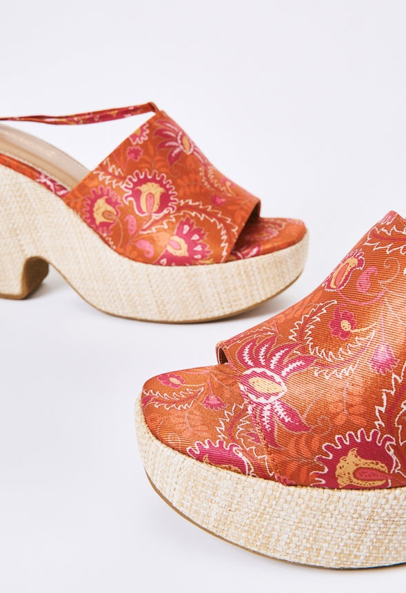 Akari Platform Sandal Paisley Floral Print