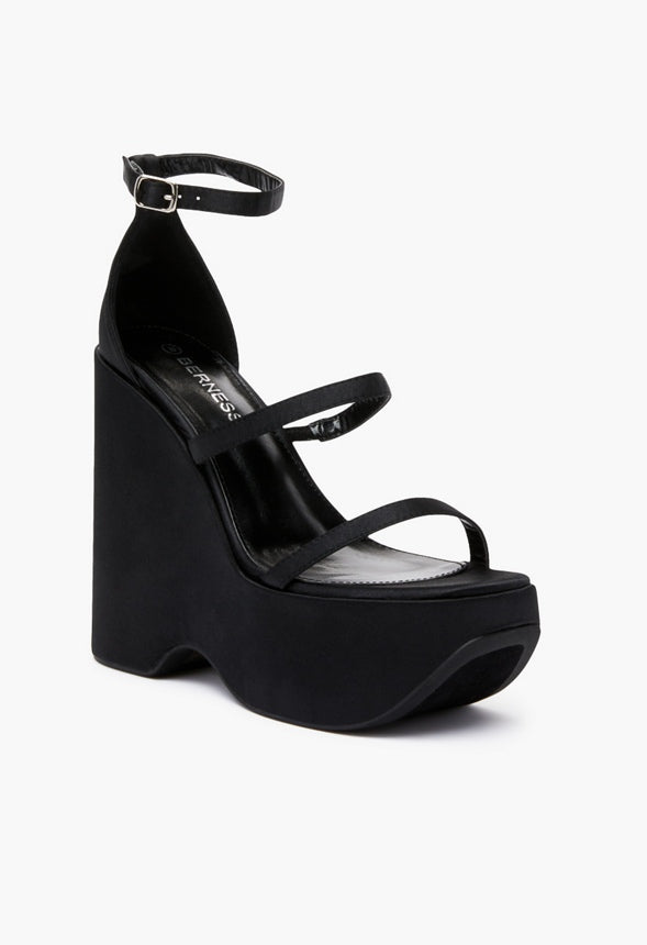 IVETTE PLATFORM WEDGE Black