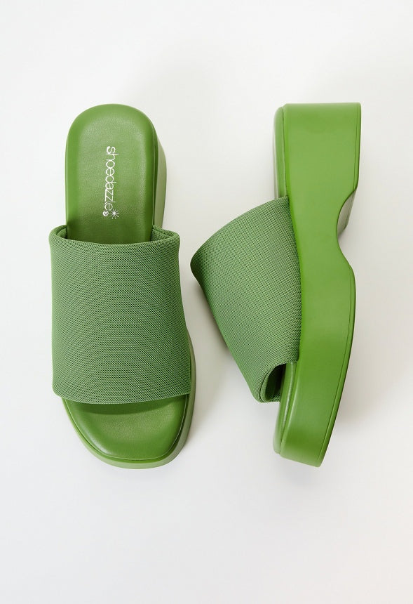 Effie Platform Slide Sandal Piquant Green