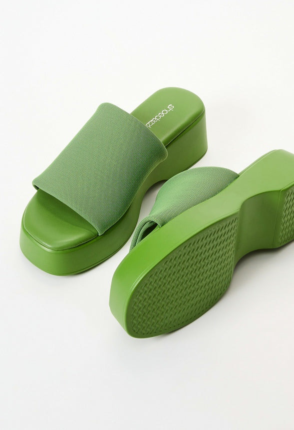 Effie Platform Slide Sandal Piquant Green