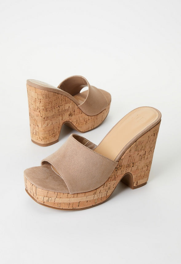 Kara Wedge Sandal Taupe