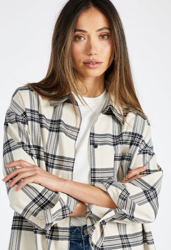 Oversized Flannel Pocket Shirt Cream Navy Plaid