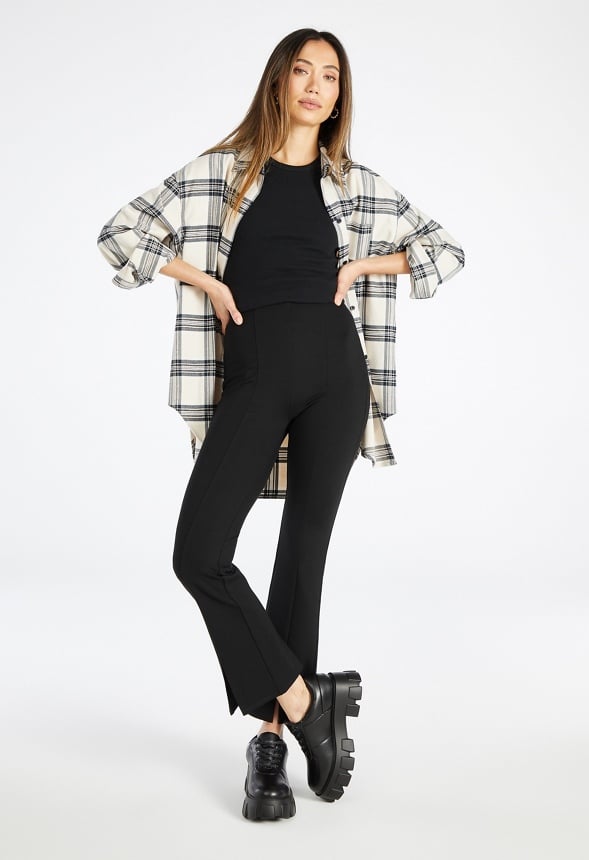 Oversized Flannel Pocket Shirt Cream Navy Plaid